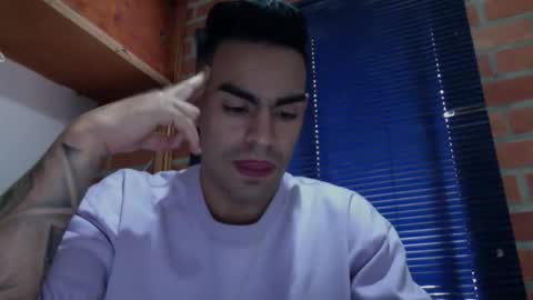 liiam online show from February 2026 08:23:01 PM