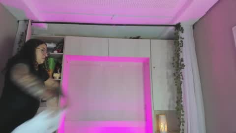         online show from March 2026 11:38:02 AM