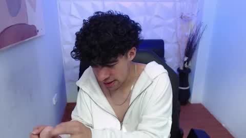 Lil Boy- online show from October 2025 03:40:02 AM