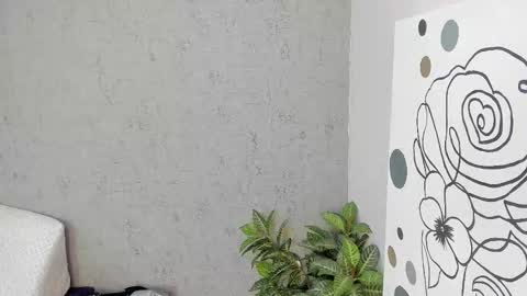 Miia online show from March 2026 07:18:02 PM