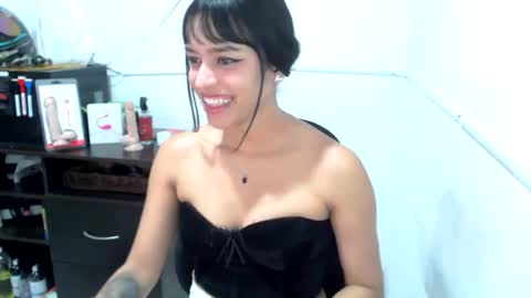 liilithstone online show from May 2026 03:15:01 AM