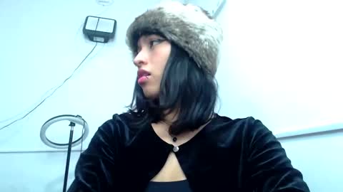 liilithstone online show from May 2026 03:02:01 AM