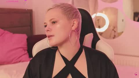 likaaberry online show from February 2026 11:17:01 AM