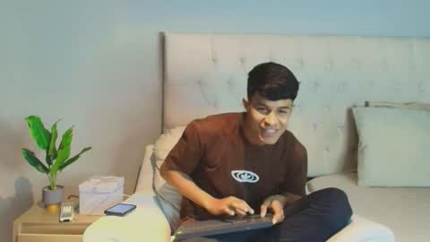 Snapshot of lil_ae1 chatting on January 2026 07:08:02 PM lil online show from January 2026 07:08:02 PM