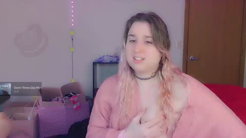 Lil Alison Heart online show from December 2024 02:28:02 PM