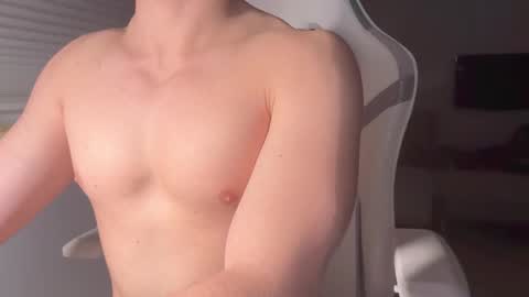 lil_buu online show from November 2025 04:57:02 PM