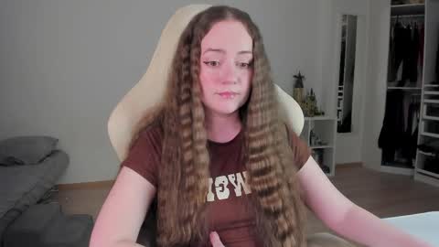 Snapshot of lil_happiness chatting on March 2026 05:12:01 PM for free registration 3 online show from March 2026 05:12:01 PM