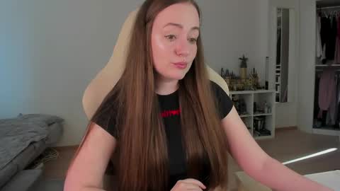Snapshot of lil_happiness chatting on April 2026 02:00:02 PM for free registration 3 online show from April 2026 02:00:02 PM