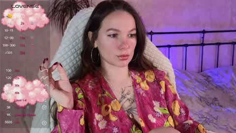 little moon online show from April 2026 10:53:02 AM