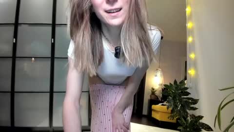 Snapshot of lil_uff chatting on May 2026 10:03:01 PM aka princessmaya online show from May 2026 10:03:01 PM