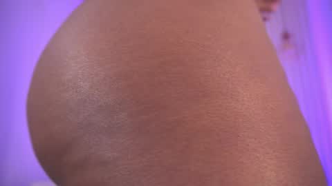 L I L A   online show from March 2026 05:02:01 AM