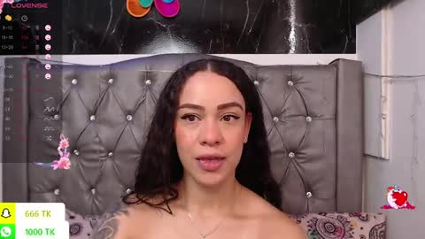 Snapshot of lila_gummy_ chatting on May 2026 05:53:02 PM online show from May 2026 05:53:02 PM