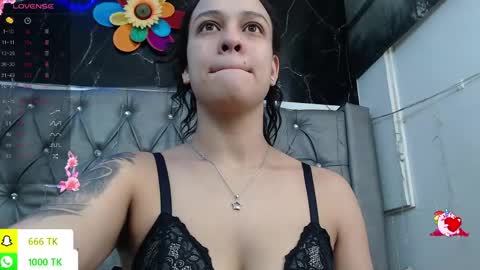 Snapshot of lila_gummy_ chatting on June 2026 01:37:01 PM online show from June 2026 01:37:01 PM