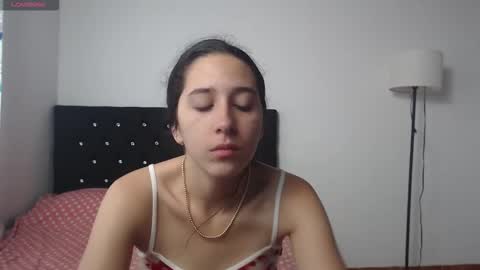 Snapshot of lilacream chatting on September 2025 05:45:02 PM Lila Cream online show from September 2025 05:45:02 PM