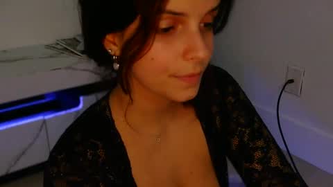 Snapshot of lilbeccaxo chatting on September 2025 02:47:02 AM Rebecca online show from September 2025 02:47:02 AM