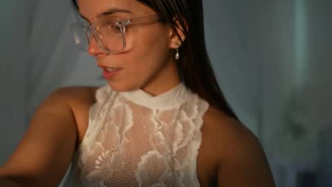 Snapshot of lilbeccaxo chatting on October 2025 04:15:02 PM Rebecca online show from October 2025 04:15:02 PM