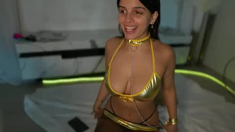 Snapshot of lilbeccaxo chatting on October 2025 03:43:01 PM Rebecca online show from October 2025 03:43:01 PM