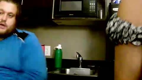 Snapshot of lilbratty_clouds_ogpuffdragon chatting on November 2025 01:38:02 AM lilbratty_clouds_ogpuffdragon online show from November 2025 01:38:02 AM