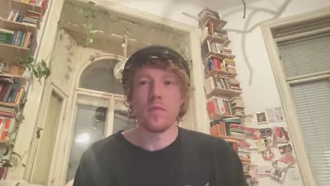 Snapshot of lilginge1 chatting on October 2025 08:53:02 PM lilginge1 online show from October 2025 08:53:02 PM