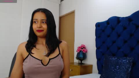 Snapshot of lili666_ chatting on May 2026 03:25:02 AM Lili online show from May 2026 03:25:02 AM
