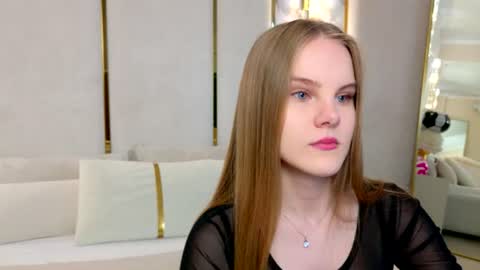 lili_lohan online show from July 2026 05:14:02 AM