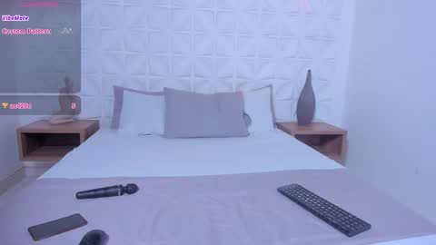 SALOME online show from February 2025 04:44:01 AM