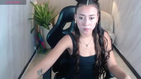 lili_mint_tf online show from April 2026 04:26:01 AM