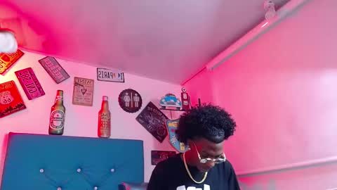 lili_roussi online show from October 2025 02:23:02 AM