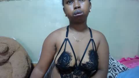 liliah online show from November 2025 02:34:02 AM