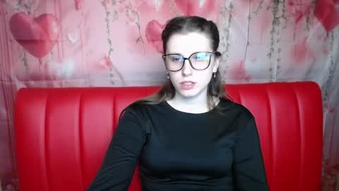 lilianashine online show from April 2026 06:19:01 AM