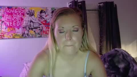 Snapshot of lilianaslilsecret chatting on May 2026 09:49:02 AM LilianaX online show from May 2026 09:49:02 AM