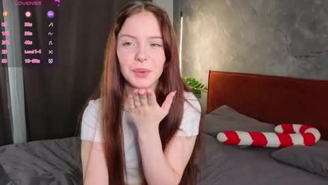 Snapshot of lilianbierly chatting on September 2025 03:04:01 PM Greetings from the Luna3 I wish you the best mood for an interesting day online show from September 2025 03:04:01 PM