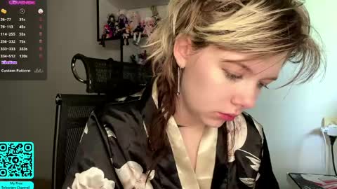 Snapshot of liliandaniels chatting on May 2026 07:13:01 AM Lilian online show from May 2026 07:13:01 AM
