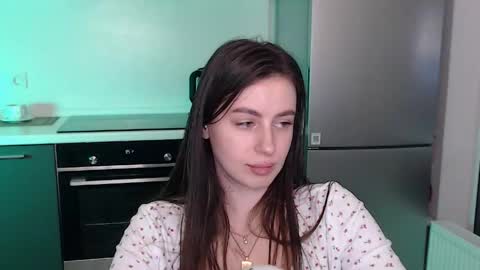 Lilu online show from April 2026 01:42:02 AM