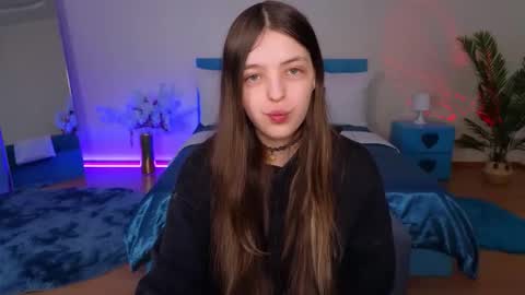 Lili Bakery online show from April 2026 03:27:02 AM