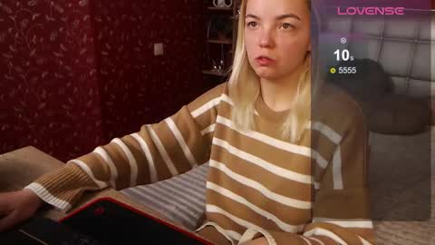 Lilie online show from February 2025 02:52:01 PM