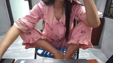 lililove88 online show from December 2025 12:27:01 AM