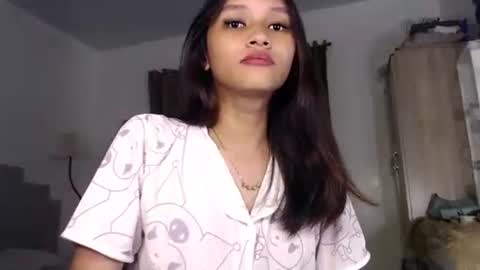 Snapshot of lilit_sensual chatting on September 2025 02:57:02 AM Chloe online show from September 2025 02:57:02 AM