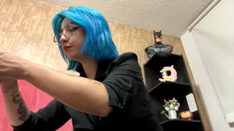 Lilith  online show from April 2026 05:14:02 AM