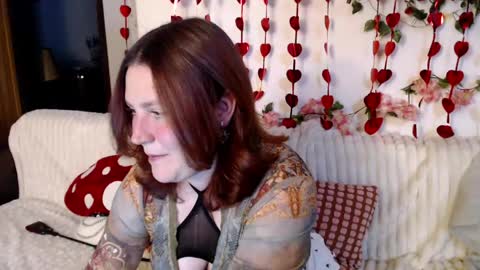 Snapshot of lilith___moon chatting on May 2026 09:20:01 PM Lilly online show from May 2026 09:20:01 PM
