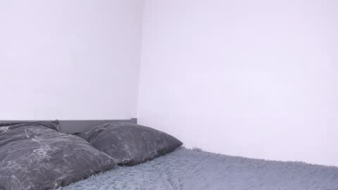 Snapshot of lilith_blond chatting on December 2024 04:23:02 AM lilith_blond online show from December 2024 04:23:02 AM