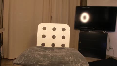 Snapshot of lilith_blond chatting on January 2025 05:20:02 AM lilith_blond online show from January 2025 05:20:02 AM