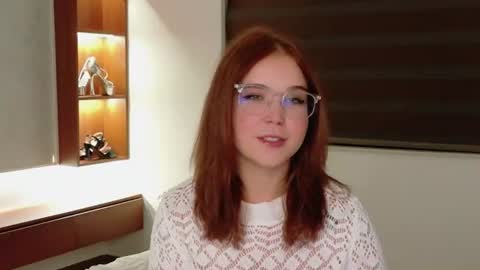 Snapshot of lilith_bonheur chatting on June 2026 08:50:02 PM Lilith Bonheur online show from June 2026 08:50:02 PM
