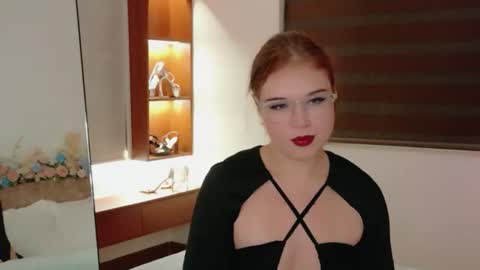Snapshot of lilith_bonheur chatting on July 2026 09:06:02 PM Lilith Bonheur online show from July 2026 09:06:02 PM