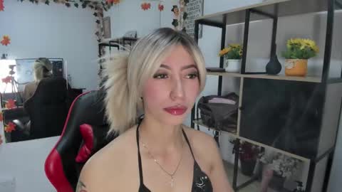 Snapshot of lilith_cooper20 chatting on October 2025 10:39:01 PM lilith cooper20 online show from October 2025 10:39:01 PM