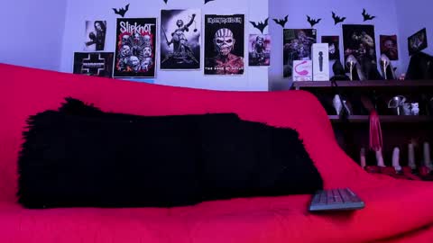 Snapshot of lilith_deveraux_ chatting on June 2026 06:02:01 PM MISTRESS LILITH online show from June 2026 06:02:01 PM