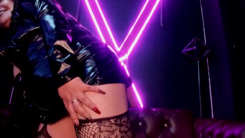 Lilith online show from December 2024 06:41:02 AM