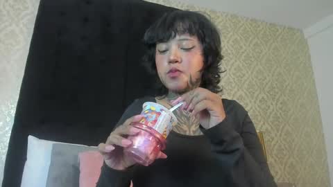 Snapshot of lilith_musse chatting on June 2026 01:26:01 PM Lilith online show from June 2026 01:26:01 PM