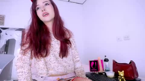 Snapshot of lilith_skinny1 chatting on October 2025 03:22:02 PM Lilith online show from October 2025 03:22:02 PM