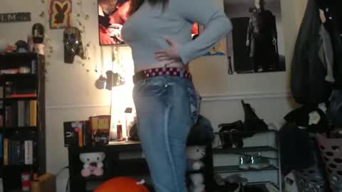 molly online show from March 2026 03:22:01 PM